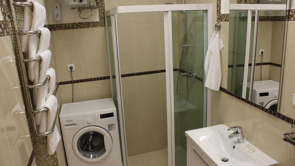 Leo Apartment Obchodna - Family Bratislava Luaran gambar