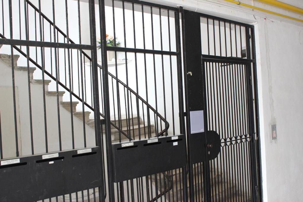 Leo Apartment Obchodna - Family Bratislava Luaran gambar