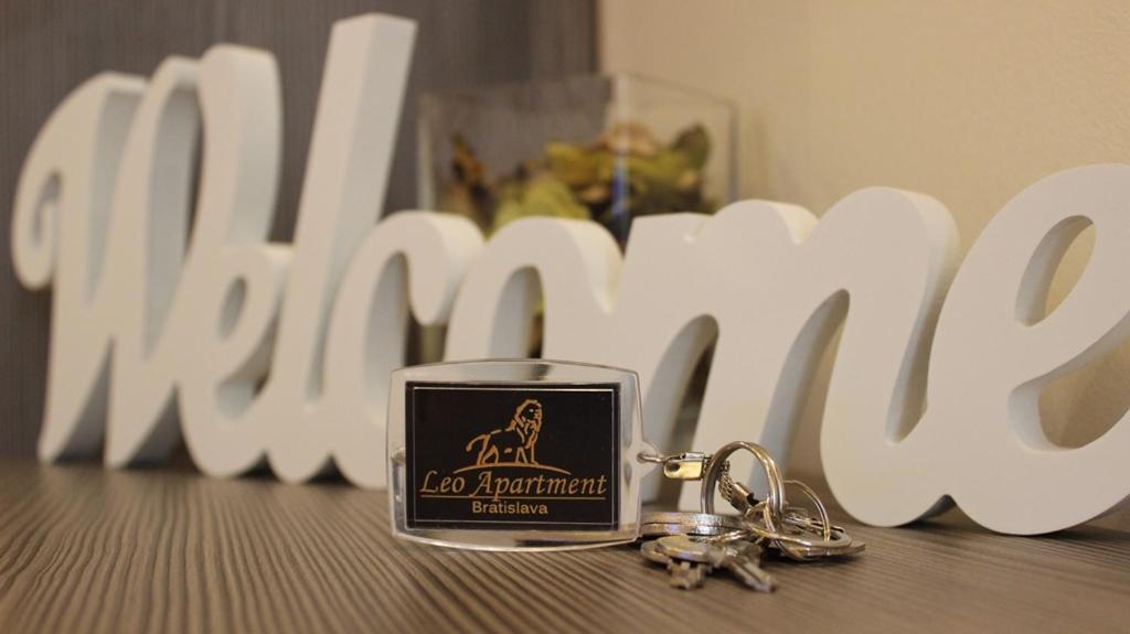 Leo Apartment Obchodna - Family Bratislava Luaran gambar