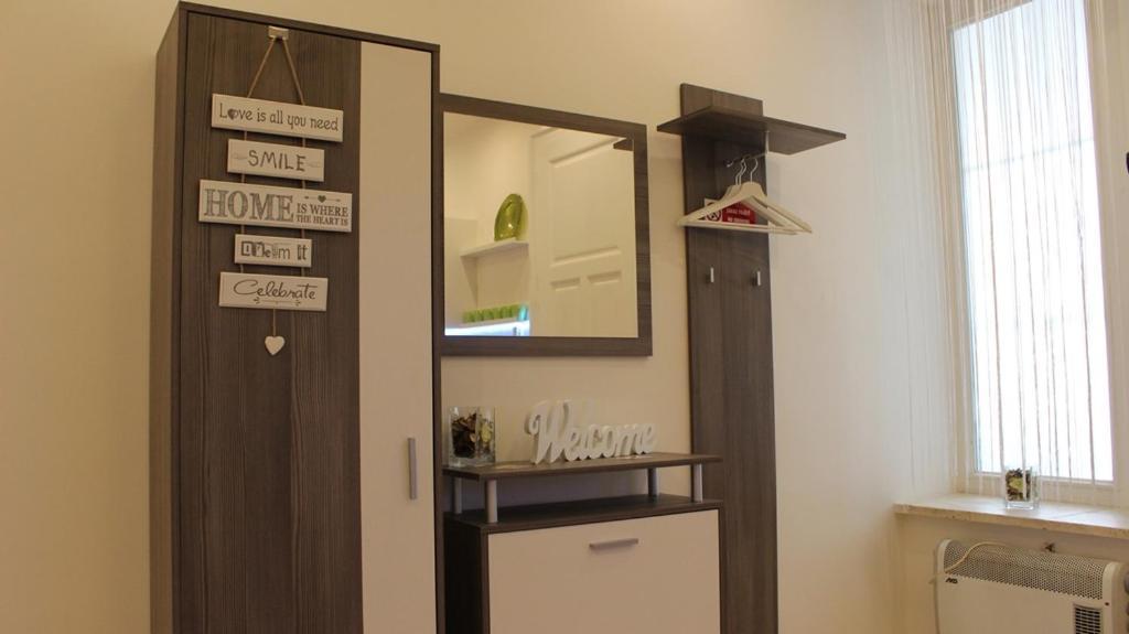 Leo Apartment Obchodna - Family Bratislava Luaran gambar