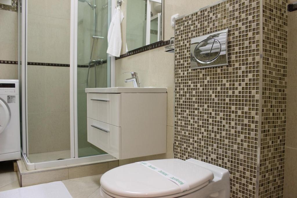 Leo Apartment Obchodna - Family Bratislava Luaran gambar
