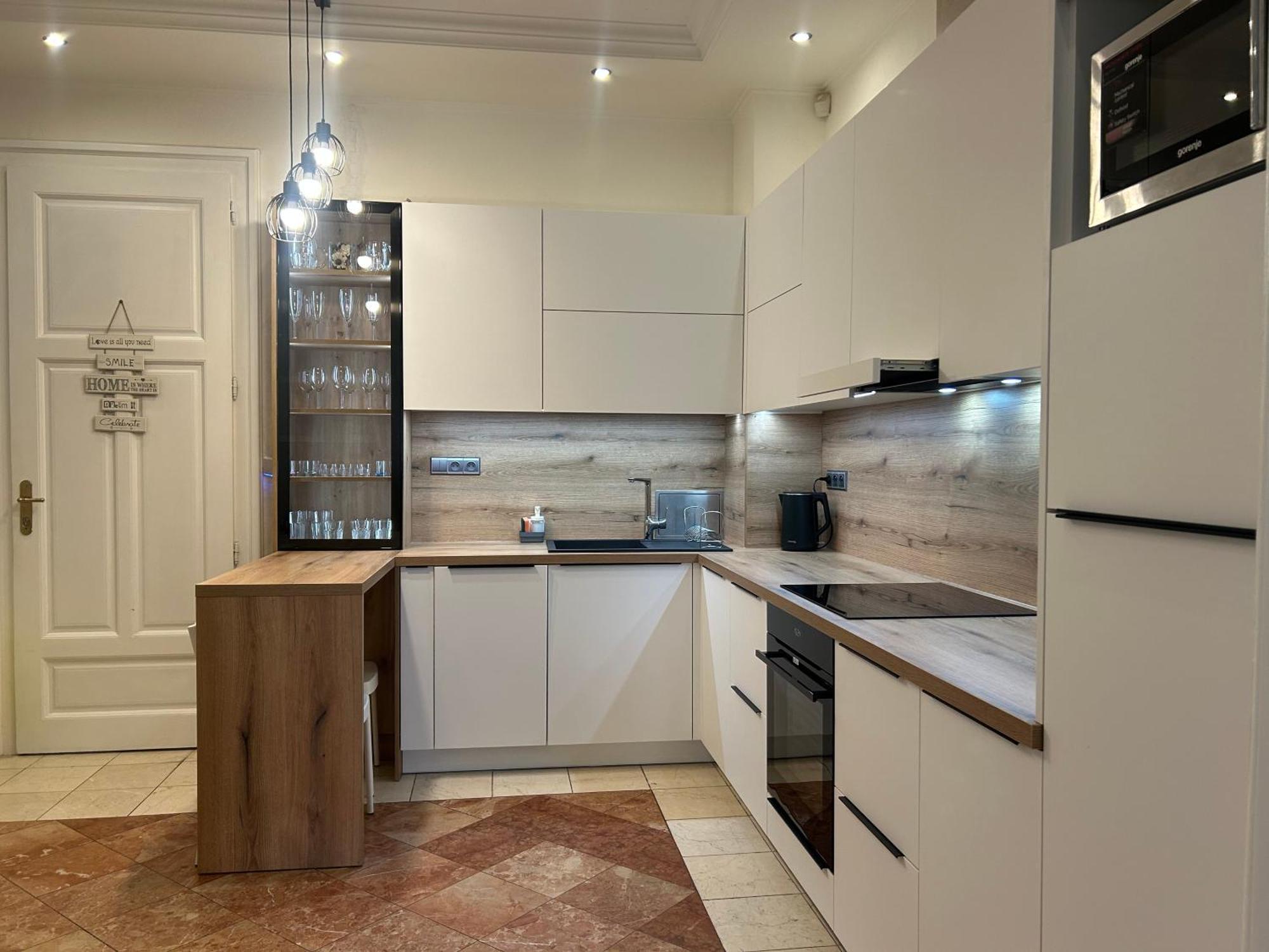 Leo Apartment Obchodna - Family Bratislava Luaran gambar
