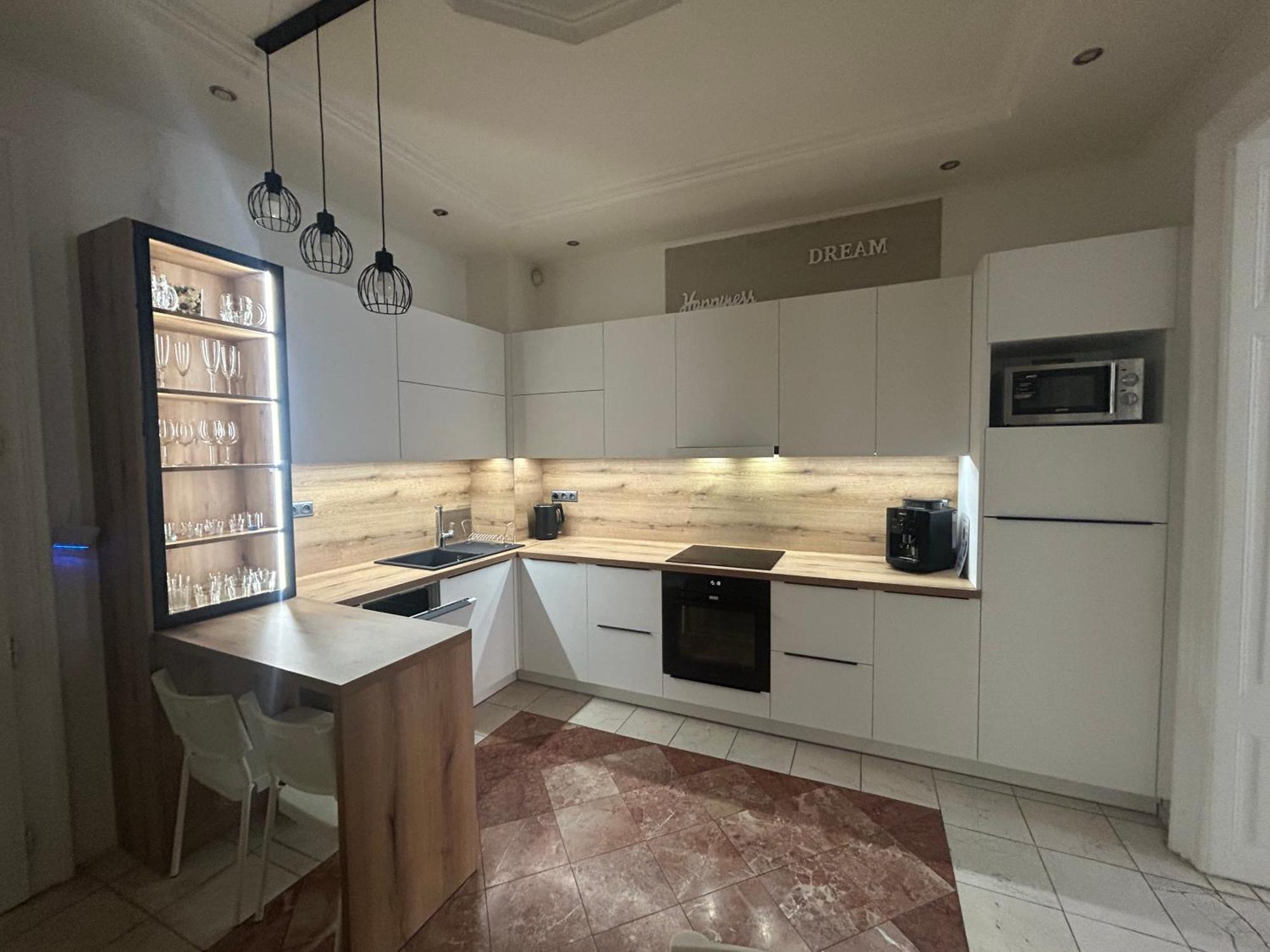 Leo Apartment Obchodna - Family Bratislava Luaran gambar